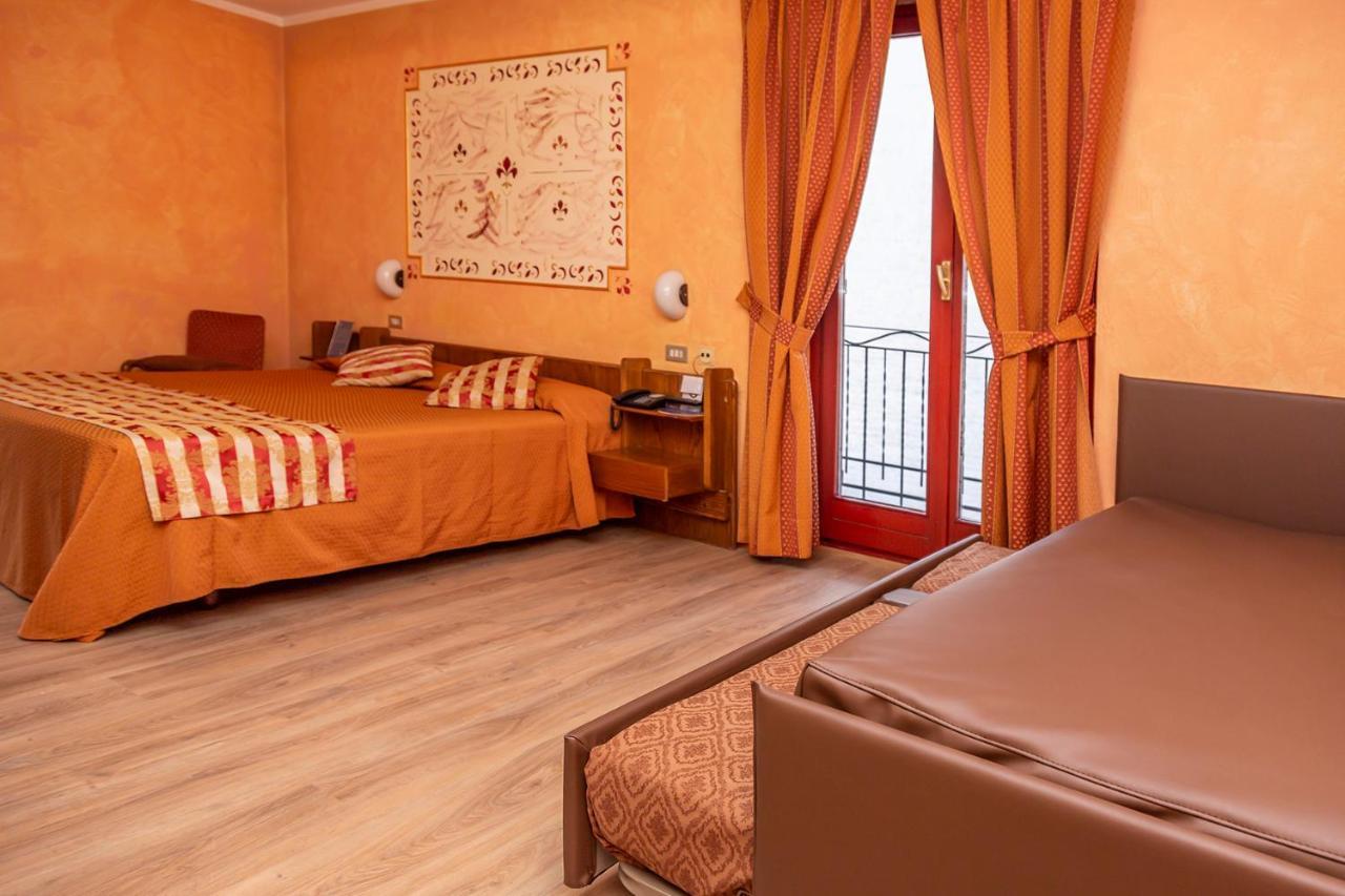 Hotel Chaberton Чезана-Торинезе Екстер'єр фото
